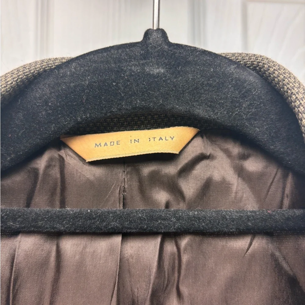 Donna Karan Signature Men’s Brown Blazer – Size 42R – Made in Italy – 100% Wool